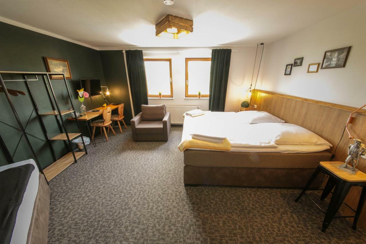 Hotel Kraus بيليفيلد المظهر الخارجي الصورة