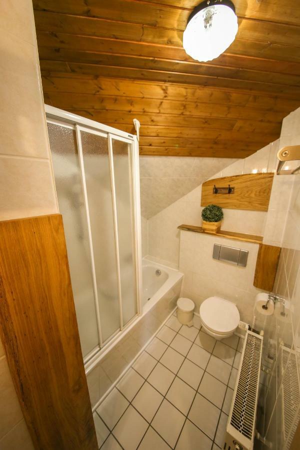 Hotel Kraus بيليفيلد المظهر الخارجي الصورة